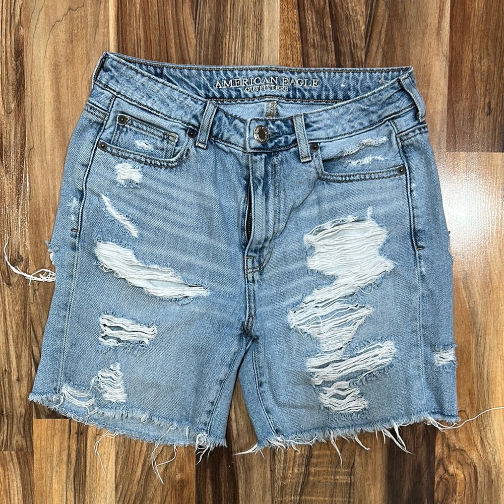 American Eagle Outfitters Distressed High Rise Tomgirl Bermuda Shorts Size 4